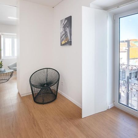 Vista Lisboa Guest Apartments Almada Ngoại thất bức ảnh