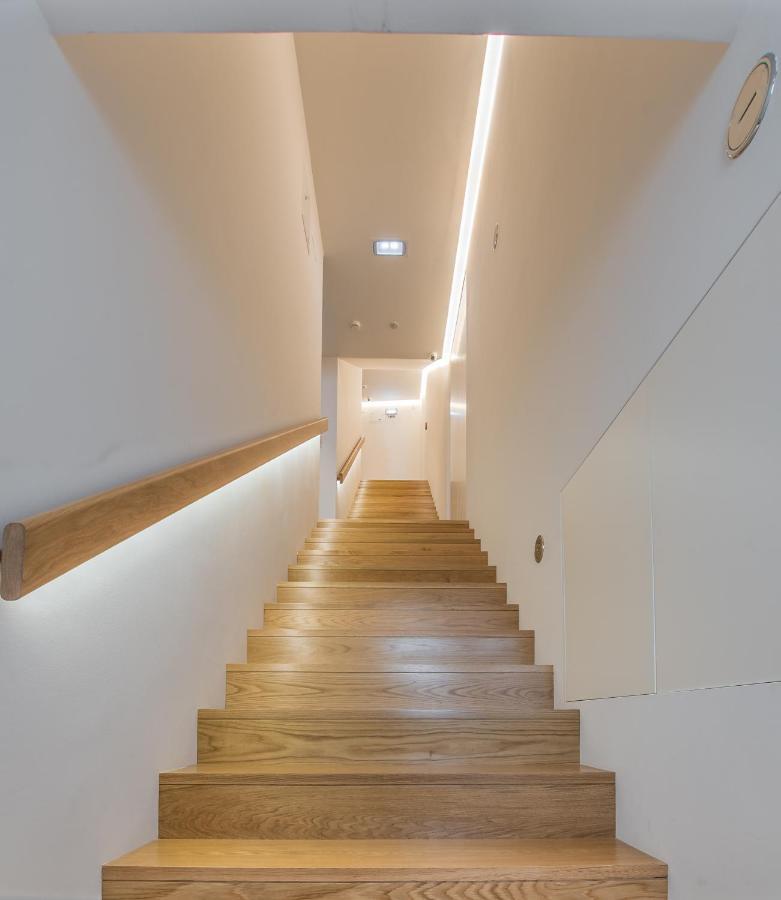 Vista Lisboa Guest Apartments Almada Ngoại thất bức ảnh
