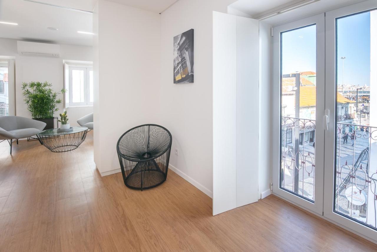 Vista Lisboa Guest Apartments Almada Ngoại thất bức ảnh