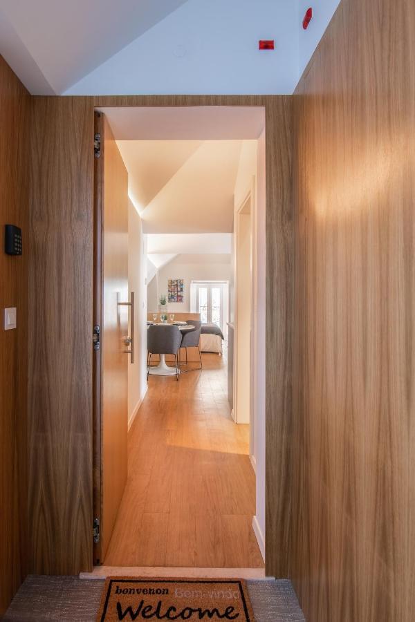 Vista Lisboa Guest Apartments Almada Ngoại thất bức ảnh